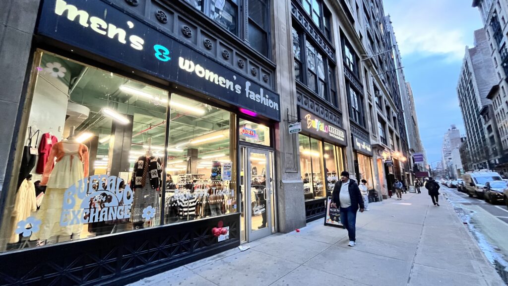 New York Vintage Shops: A Hipster’s Treasure Hunt—Top 4 NYC Vintage Spots 3 Vintage Shopping in NYC - Buffalo Exchange NYC