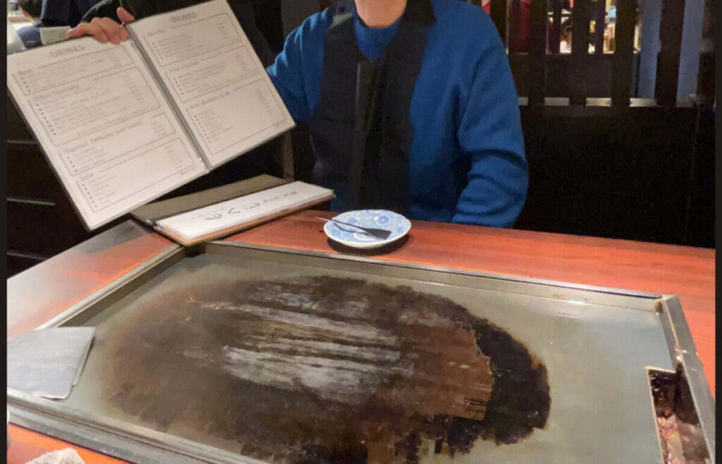 Best Okonomiyaki in Osaka: A Culinary Journey from History to Modern Flavors 3 monjayaki vs okonomiyaki difference